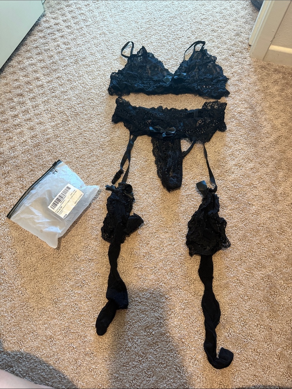Black Lace Bralette & Garter Lingerie Set - Women Intimates